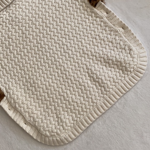 Aspen Kids | Leopard Faux Fur Trim Turtleneck Sweater Knit Poncho Cape (L 10/12) - Picture 15 of 16